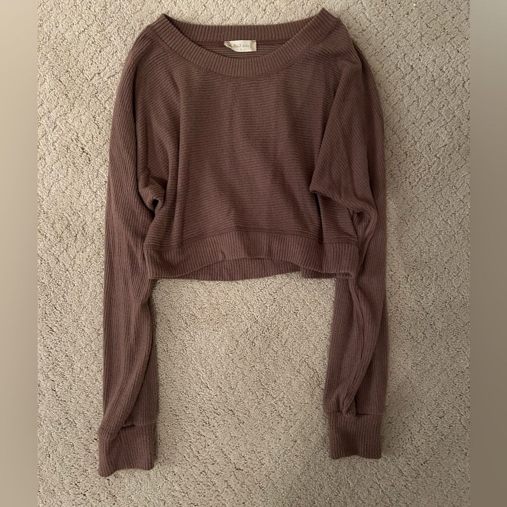 Altard State Cropped Sweater